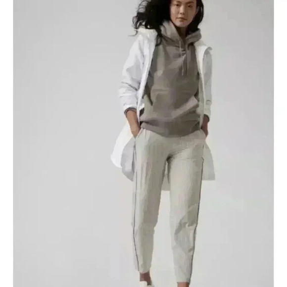 Athleta Womens Brooklyn Textured Ankle Pant Size 2 Gray/White Striped - Picture 3 of 8